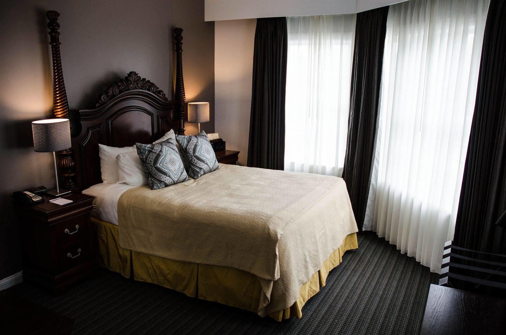 Hotel The Daniel Brunswick Esterno foto